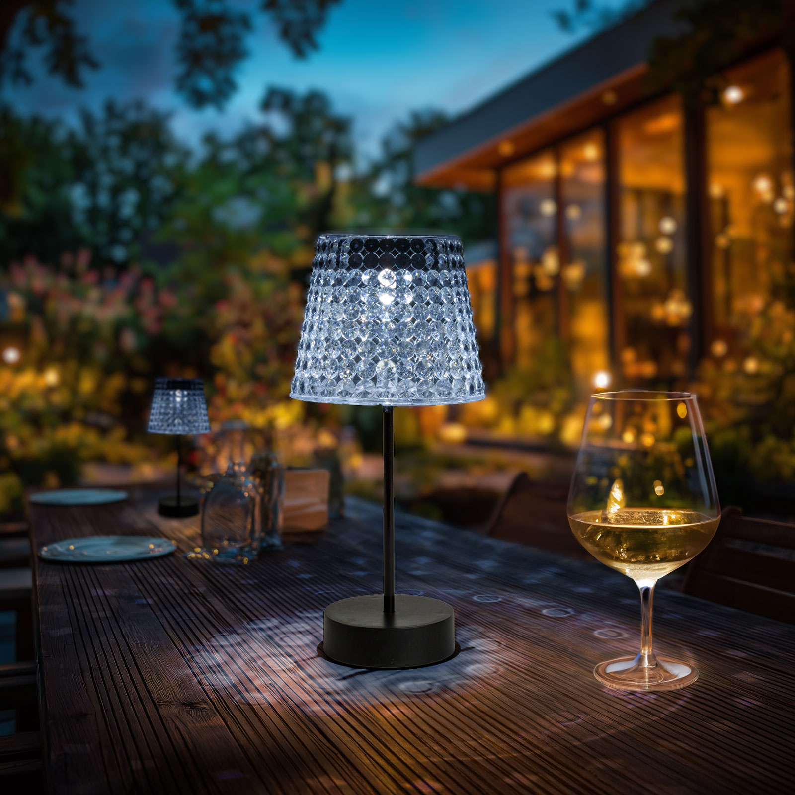 Szolár asztali lámpa - átlátszó - hidegfehér LED - műanyag - 26 x 12 cm
